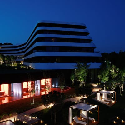 Okoliš - Hotel Lone