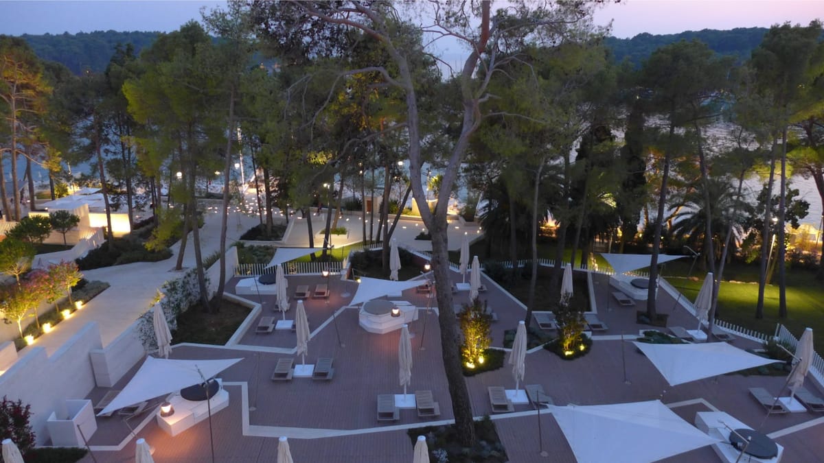 Hotel Bellevue - Hoteli - 5527