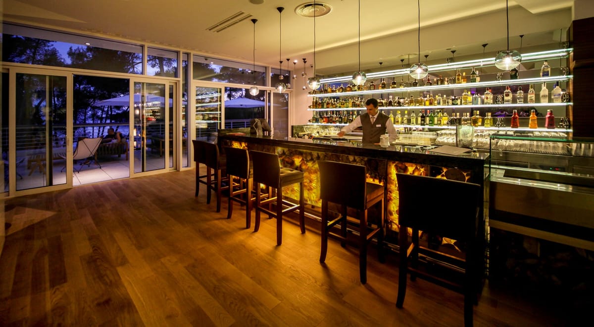 Hotel Bellevue - Hoteli - 5533