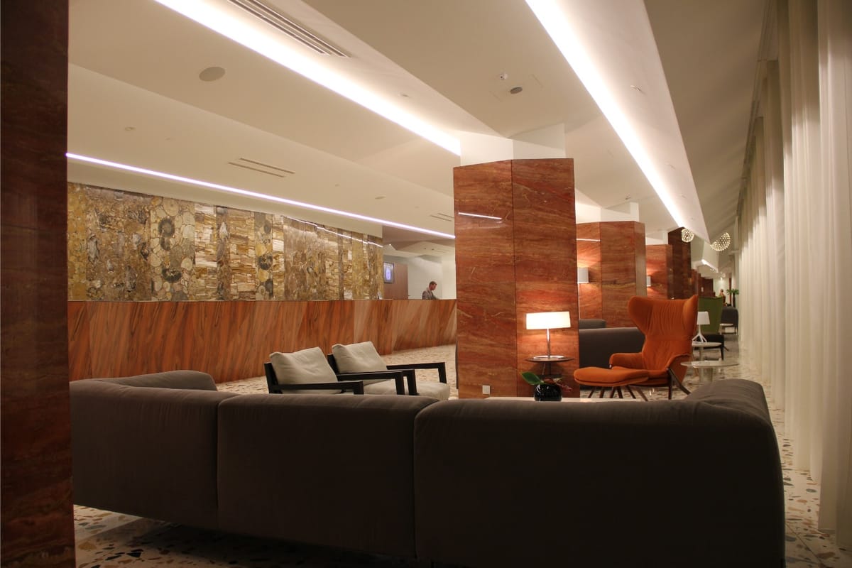 Hotel Bellevue - Hoteli - 5535