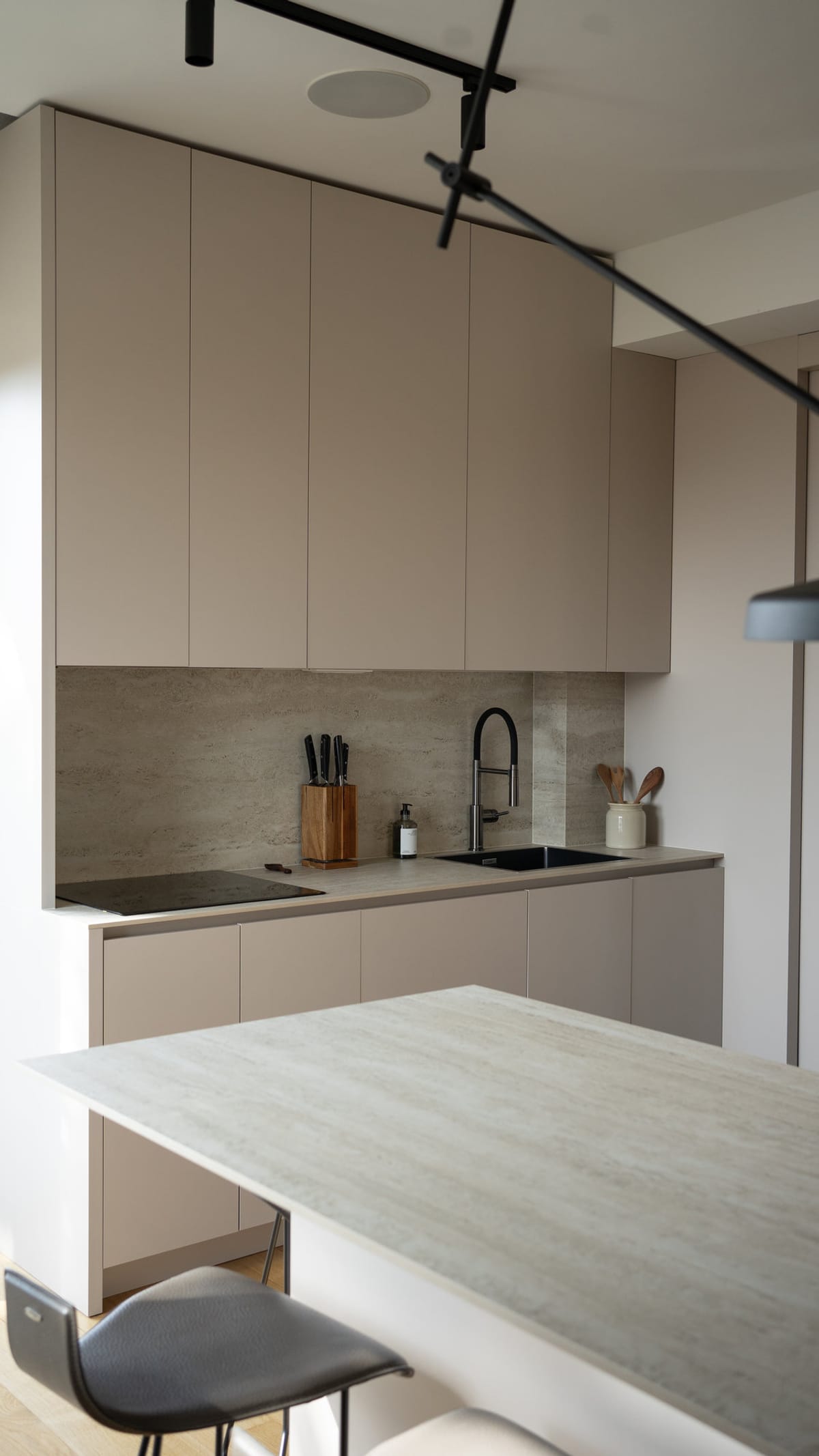 V’Place – adaptacija obiteljskog stana - Interijer stana - 5739