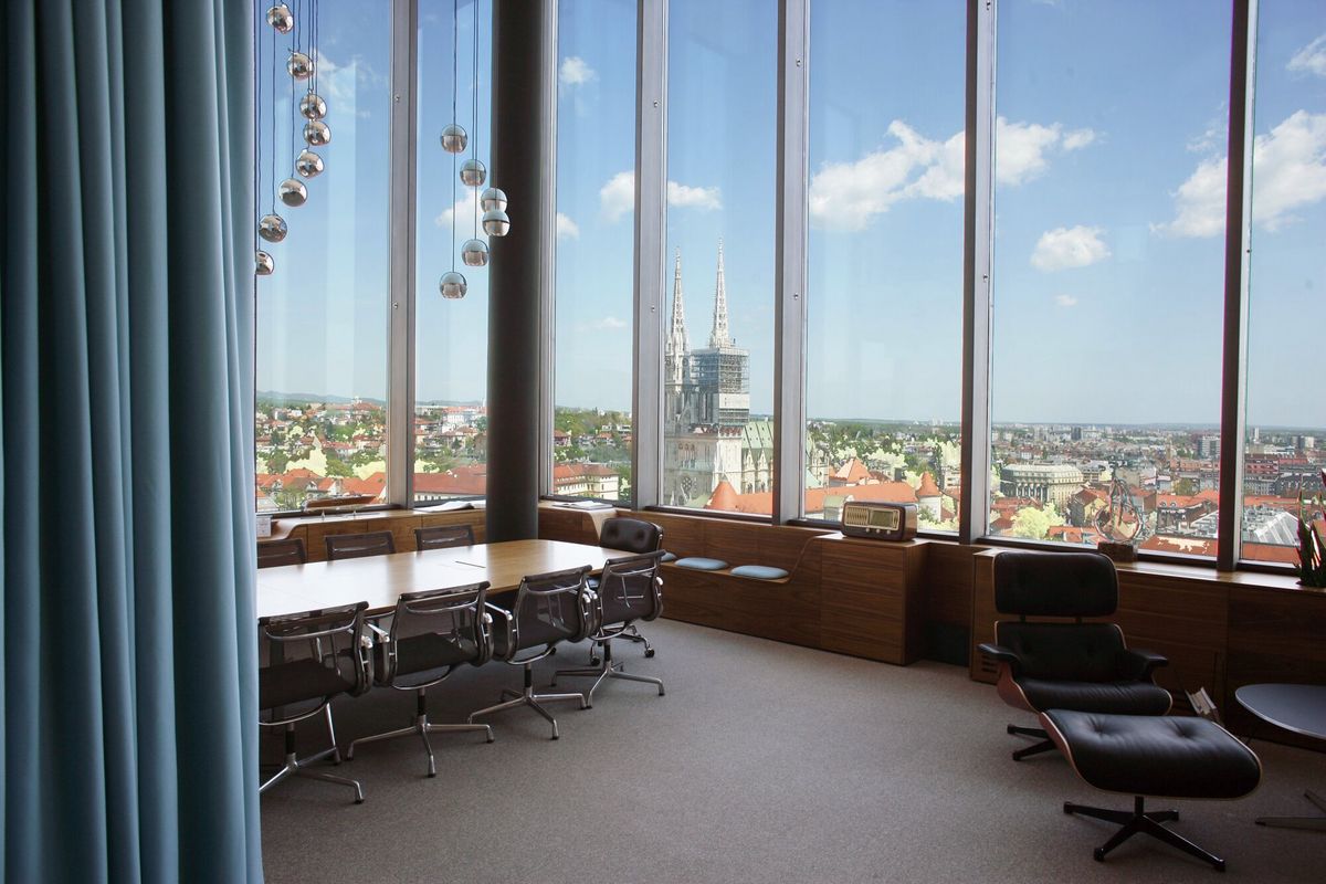 Odvjetnički ured - Poslovni prostori - 537