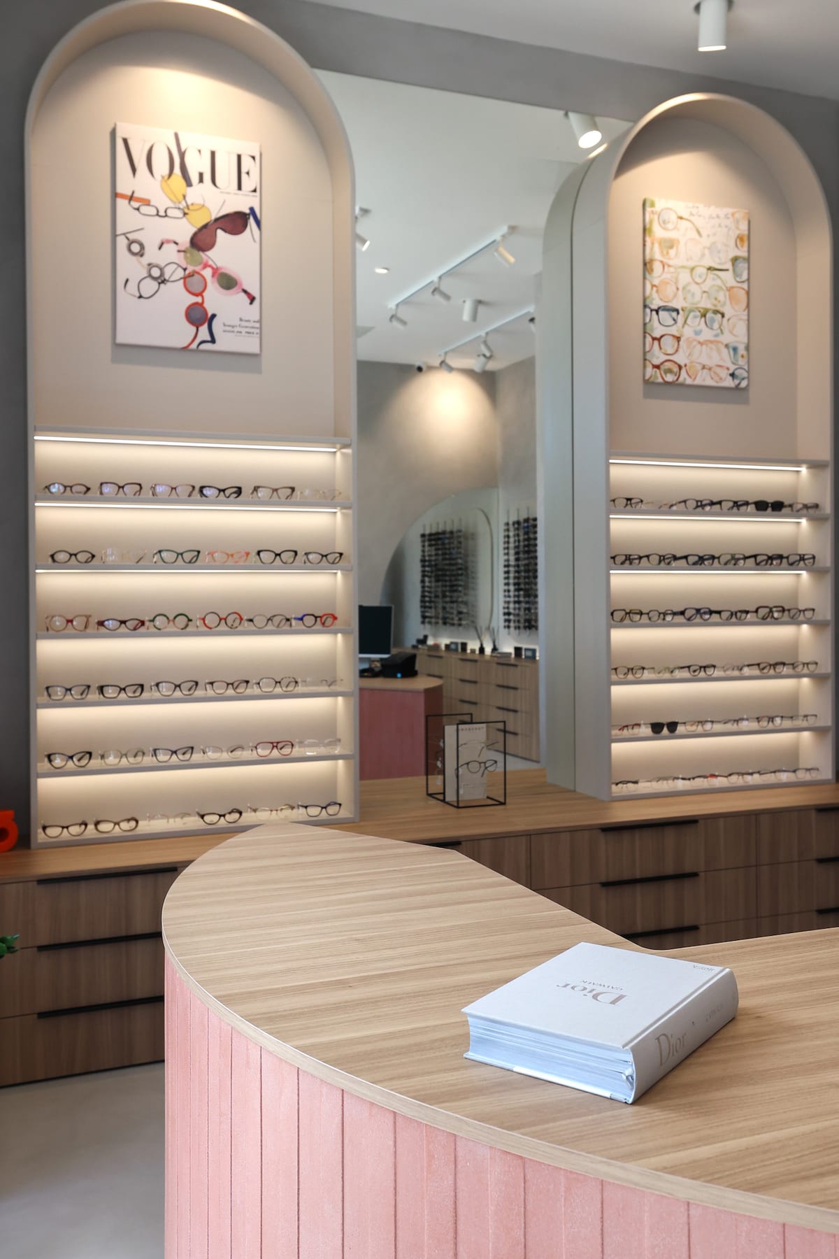 Optika GLASSROOM - Trgovački objekti - 6251