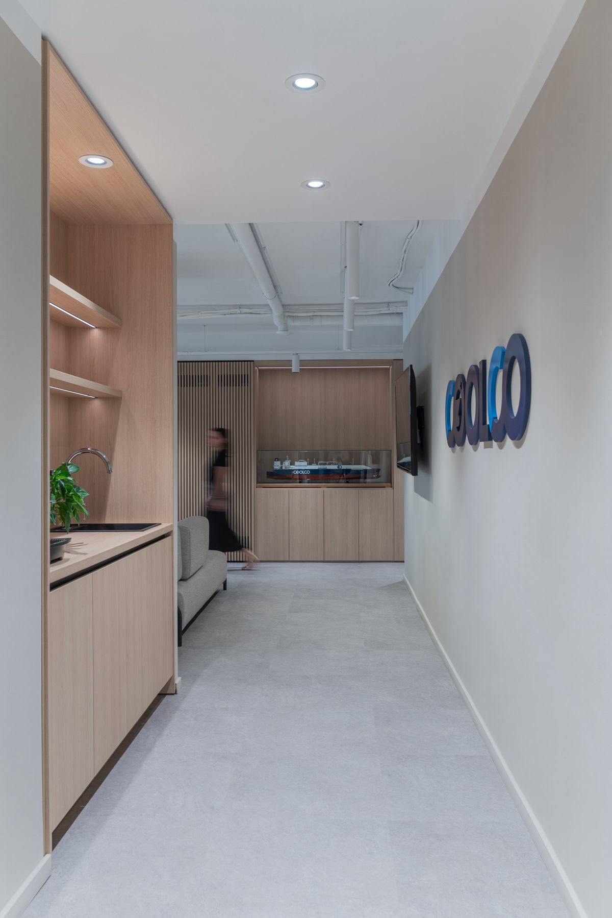 Ured Cool Company - Poslovni prostori - 723