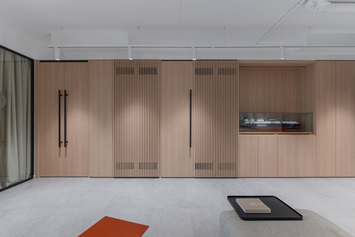 Ured Cool Company - Poslovni prostori - 724