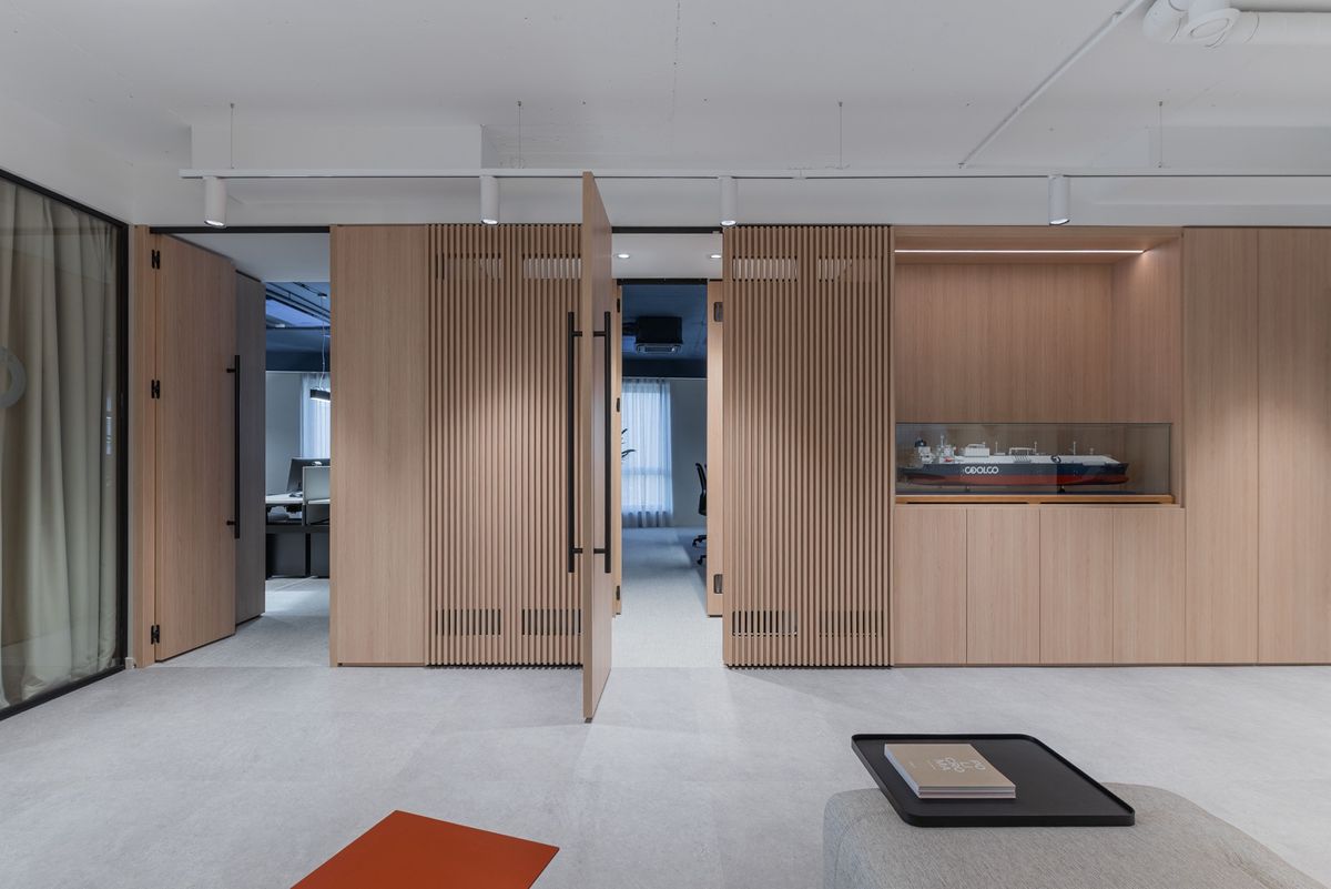 Ured Cool Company - Poslovni prostori - 725