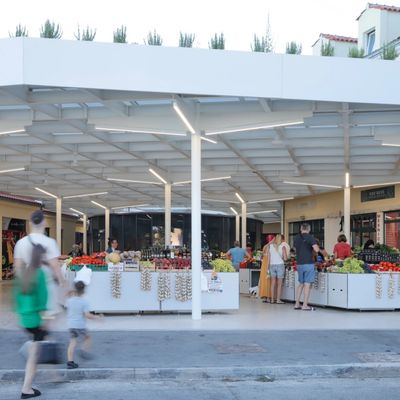 Tržnica i ribarnica u Biogradu