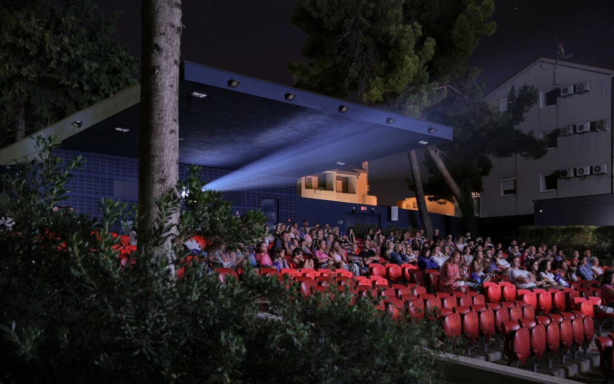 Ljetno Kino Biograd - Javni objekti - 803