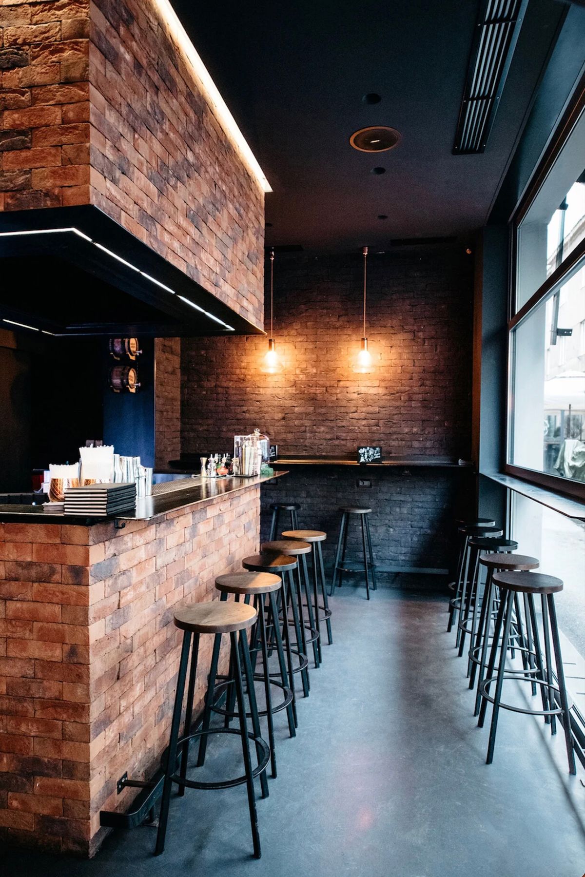 Dežman – MiniBar i Eat Bar - Ugostiteljski objekti - 836