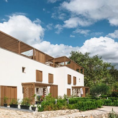 Rehab – reorganizacija i rekonstrukcija višestambene zgrade u Orašcu