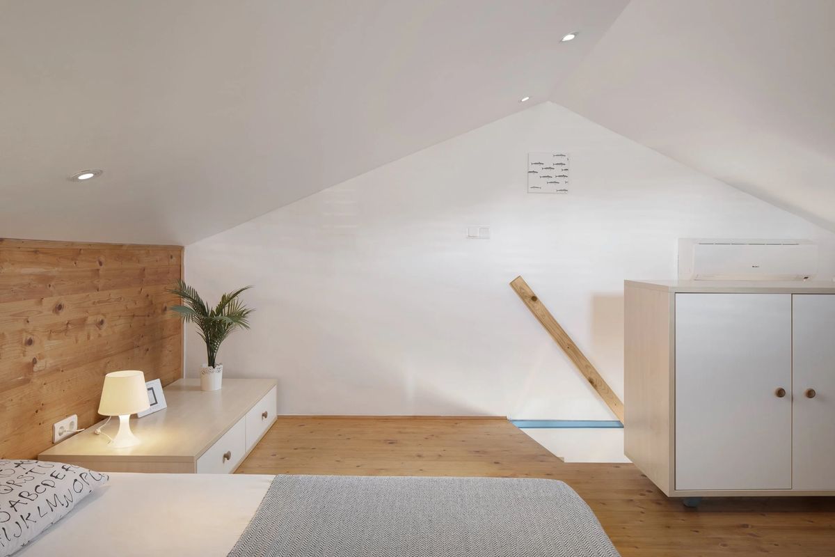 Kuća H – rekonstrukcija stare kamene kuće u dva tripleks studija na Krku - Vikendice i kuće za odmor - 884