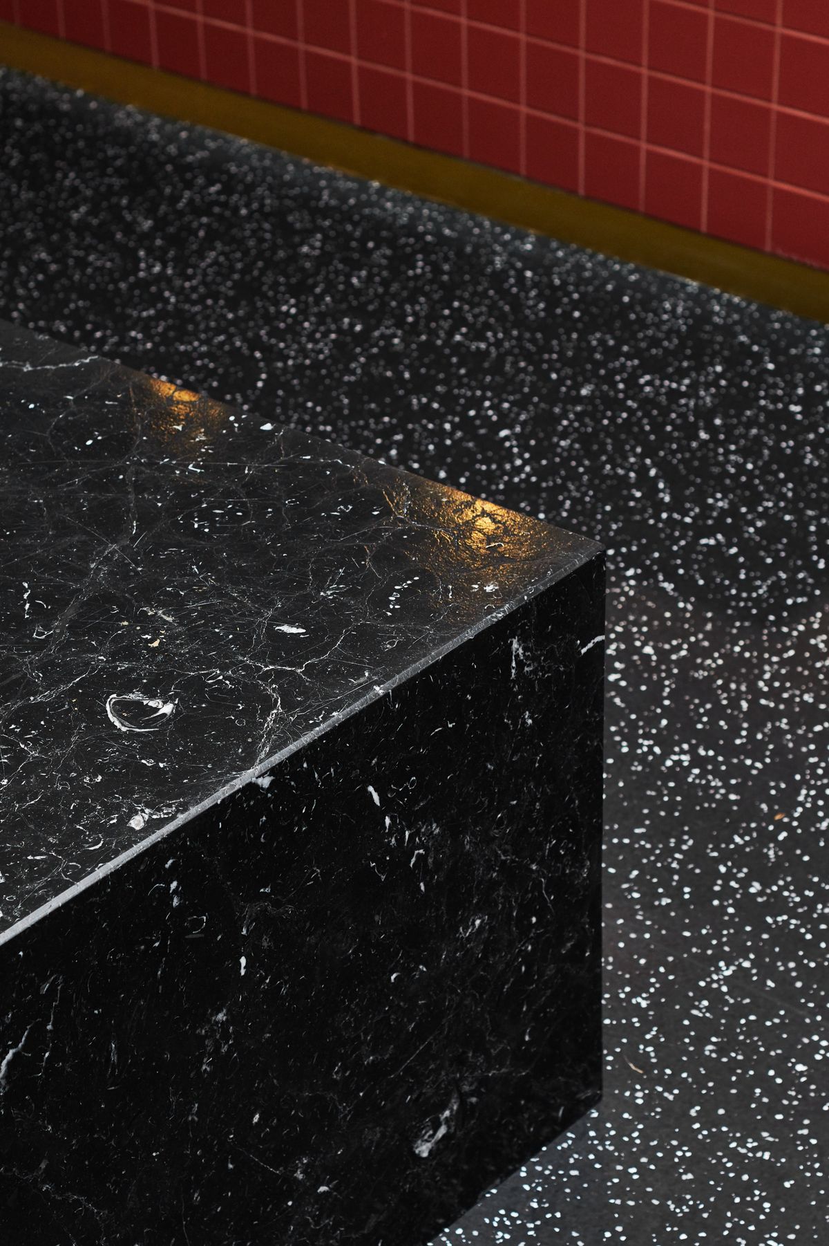 Igomat Mesnice - Trgovački objekti - 927