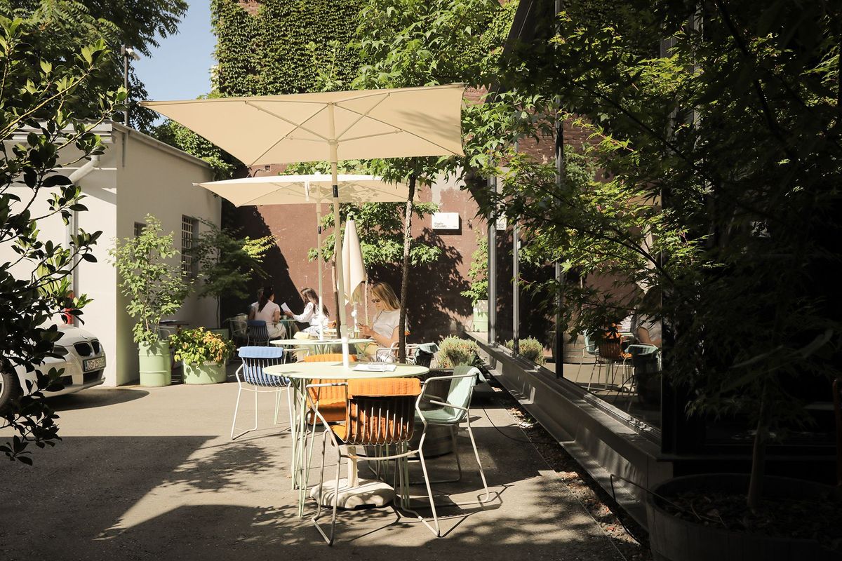 Urania - Poslovni prostori - 124