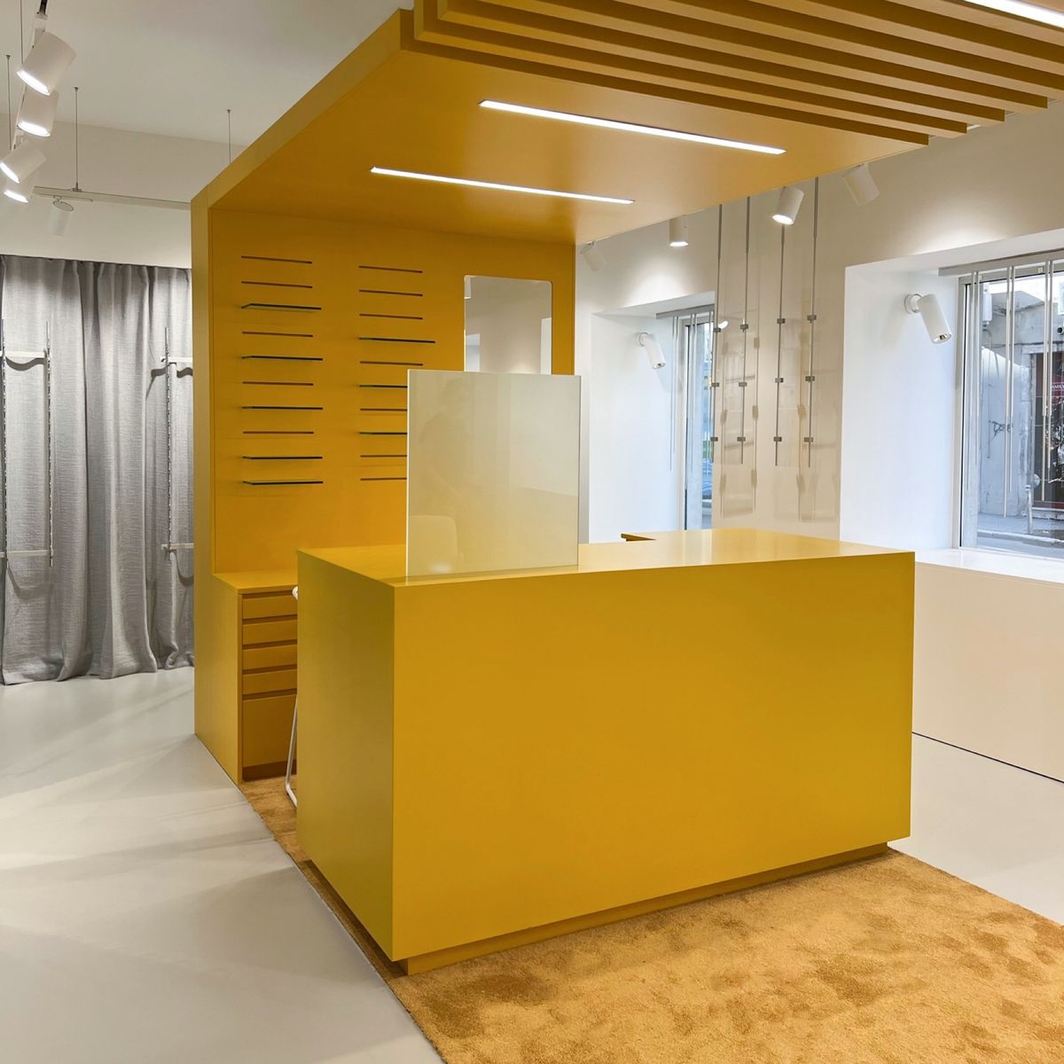 Interijer optike Ghetaldus u Rijeci – Adamićeva - Trgovački objekti - 1180